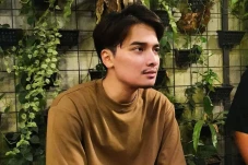 Larissa Chou Akan Menikah...