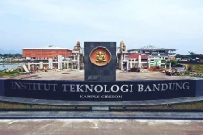 10 Universitas Indonesia...