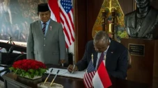 Indonesia Campakkan...