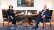 Presiden Anti-Rusia...
