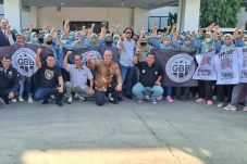 Perluas Dukungan Buruh,...