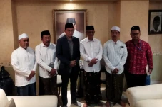 Disambut Hangat di Pesantren...