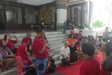 Momen Keakraban Ganjar...