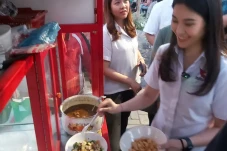 Begini Keseruan Caleg...