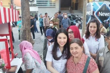 Gelar Makan Gratis Gerobak...