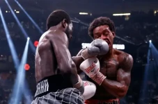Crawford Petinju P4P...