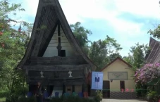 Resmikan Rumah Doa Toba,...