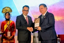 Dalam High-Level Dialogue,...