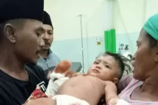 Astaga! Telapak Tangan...