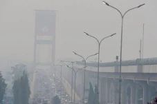 Kabut Asap Kepung Palembang,...