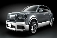 Tantang Rolls-Royce...