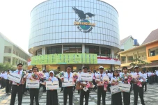 SMAN Unggulan MH Thamrin...