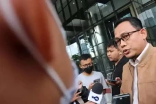Hari Ini, KPK Periksa...
