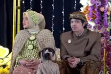 7 Bulanan Aurel Hermansyah,...