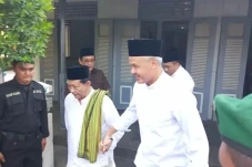 Ganjar Tampil di Azan...