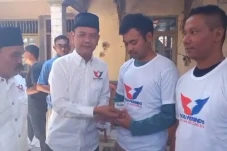 Bacaleg Oni Suwarman...