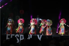 Kebaya Menari Meriahkan...