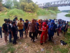 Bocah Tenggelam di Sungai...