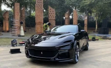 Ferrari Purosangue Resmi...