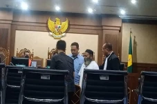 Lukas Enembe Dituntut...