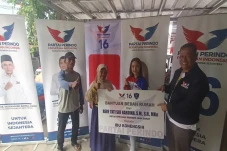 Rumah Dibedah, Warga...