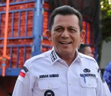 Gubernur Ansar Pastikan...