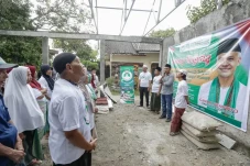 Bangun Aula Rumah Tahfidz,...