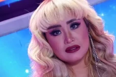 Michelle Ashley Diisukan...