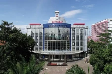 10 Universitas Terbaik...