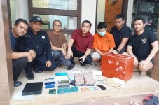Bareskrim Sita Uang...