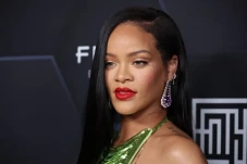 7 Artis Hollywood Ini...