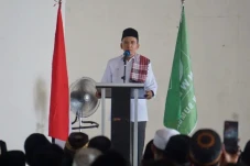 TGB Zainul Majdi: Letakkan...