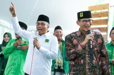 Sandiaga dan Arwani...