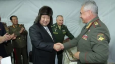 Kim Jong Un Dapat Hadiah...