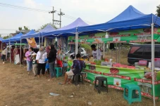 Ganjar Ronggolawe Gelar...
