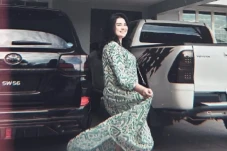 Selebgram Nur Utami...