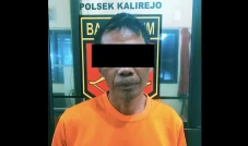 Modus Ajari Naik Motor,...