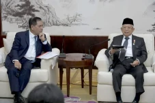 Penanda 10 Tahun Hubungan...
