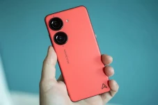 Asus Zenfone 10 Segera...
