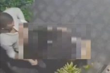 Asyik Bersetubuh di...