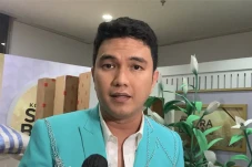 Diundang Jadi Bintang...