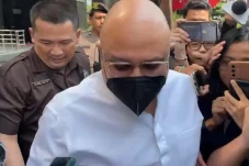 KPK Periksa Irwan Mussry...