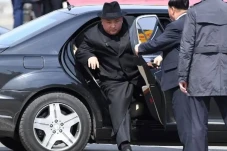5 Mobil Koleksi Kim...