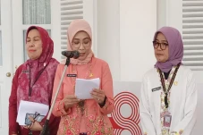 Atasi Polusi Udara di...
