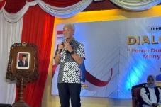 Ganjar Ajak Mahasiswa...
