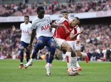 Hasil Arsenal vs Tottenham...