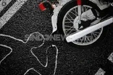Tabrak Pembatas Jalan...
