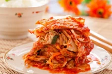 5 Manfaat Kimchi untuk...