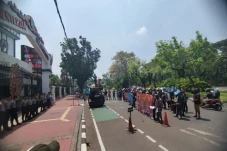Demo di Kemendagri,...