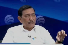 Luhut Sentil Negara...